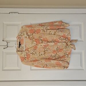 Harve Benard Women’s Top Size M